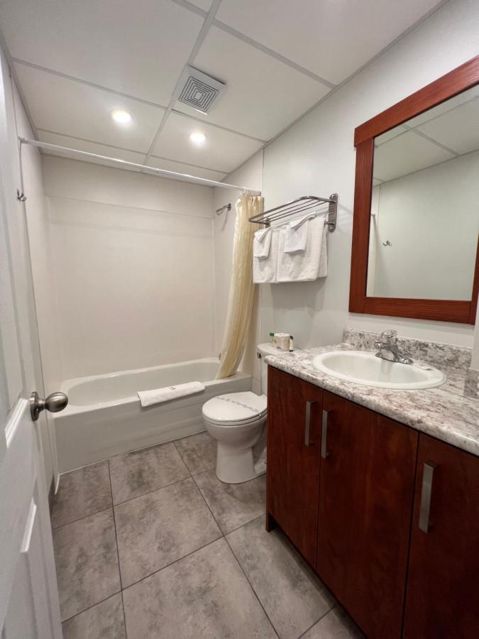 פורט אלברני Redford Motel מראה חיצוני תמונה