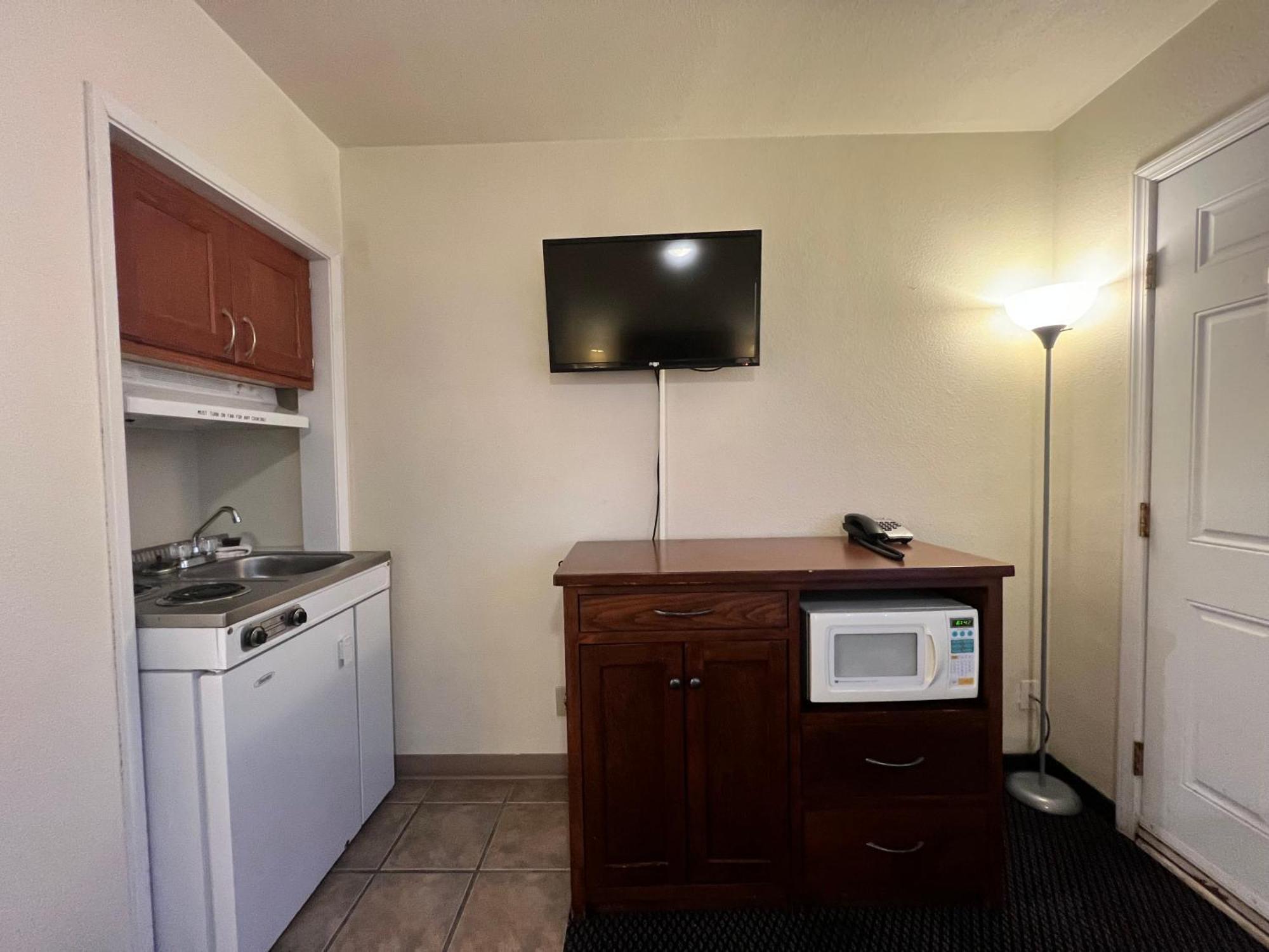 פורט אלברני Redford Motel מראה חיצוני תמונה